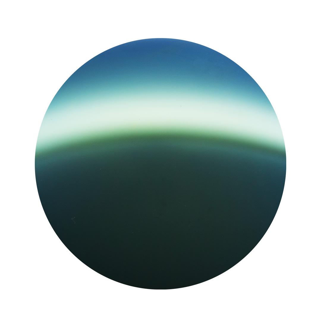 适合骑行的甜美紫罗兰镜片染色的颜色示例。 